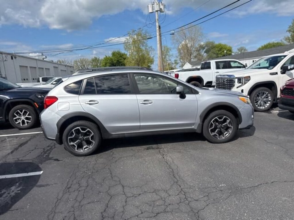 Used 2014 Subaru XV Crosstrek 2.0i Premium SUV