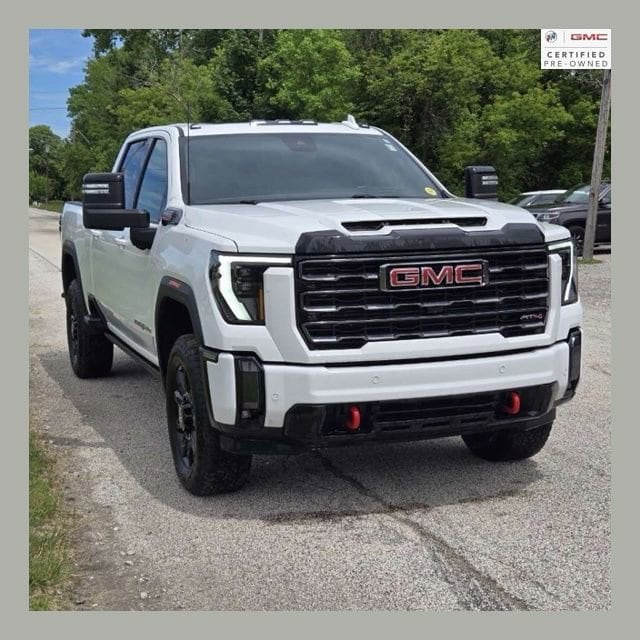 2024 GMC Sierra 4WD Crew Cab Standard Box AT4's photo