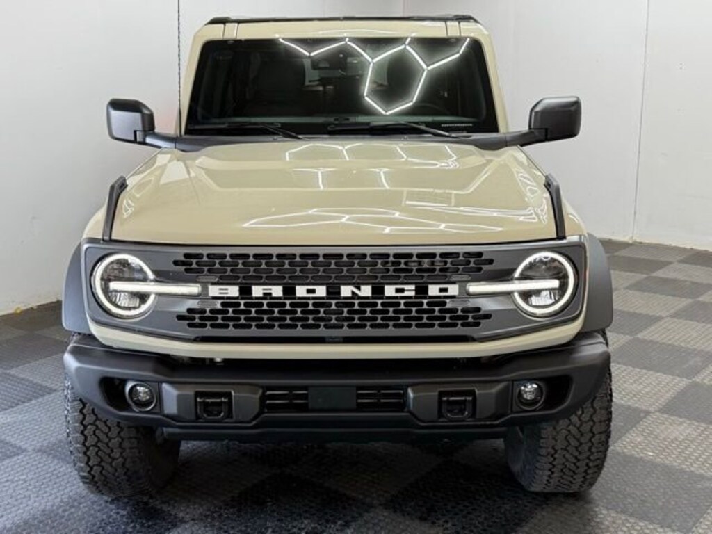 Used 2025 Ford Bronco Badlands SUV
