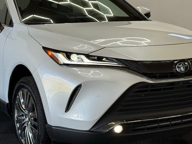 2024 Toyota Venza LE photo 4