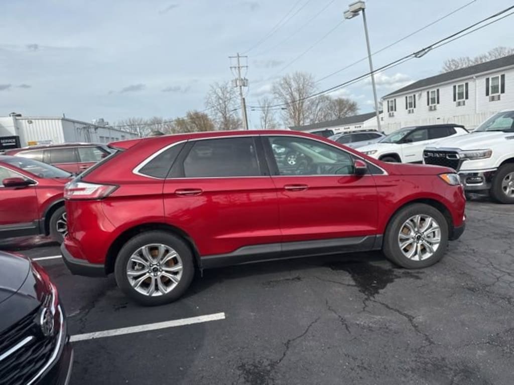 Used 2024 Ford Edge Titanium SUV
