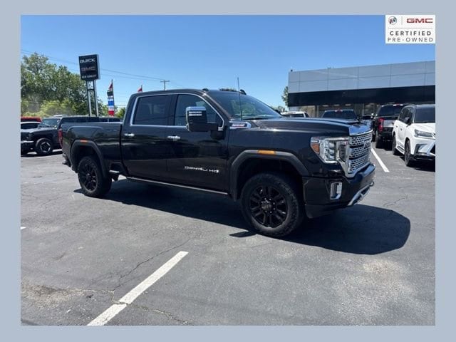 2022 GMC Sierra 4WD Crew Cab Standard Box Denali's photo