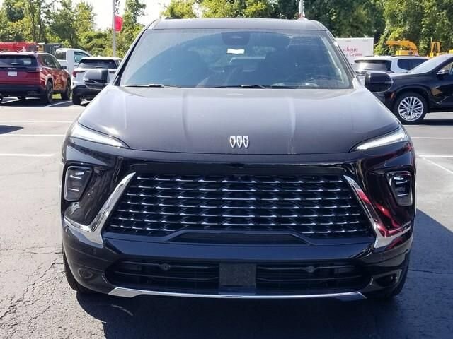 2026 Buick Enclave Avenir photo 2