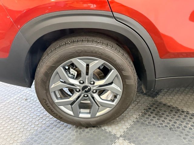 2024 Kia Seltos S - Photo 14