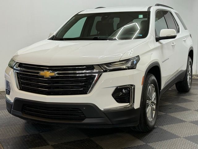 2023 Chevrolet Traverse Cloth 1LT photo 3