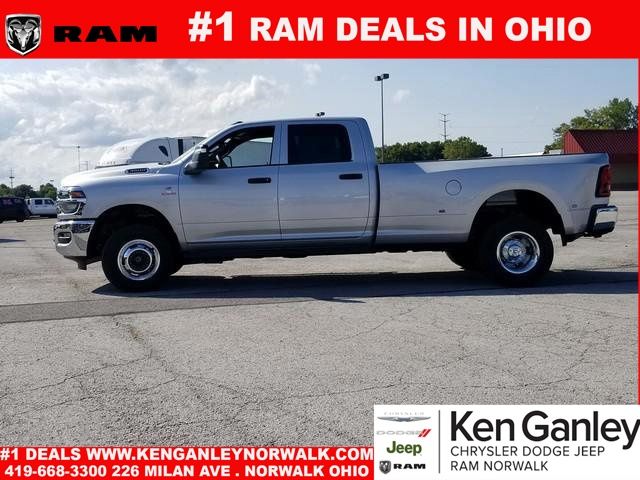 2026 RAM 3500 Tradesman - Photo 9