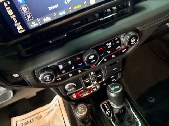 2024 Jeep Wrangler 4-Door Rubicon 392 - Photo 31