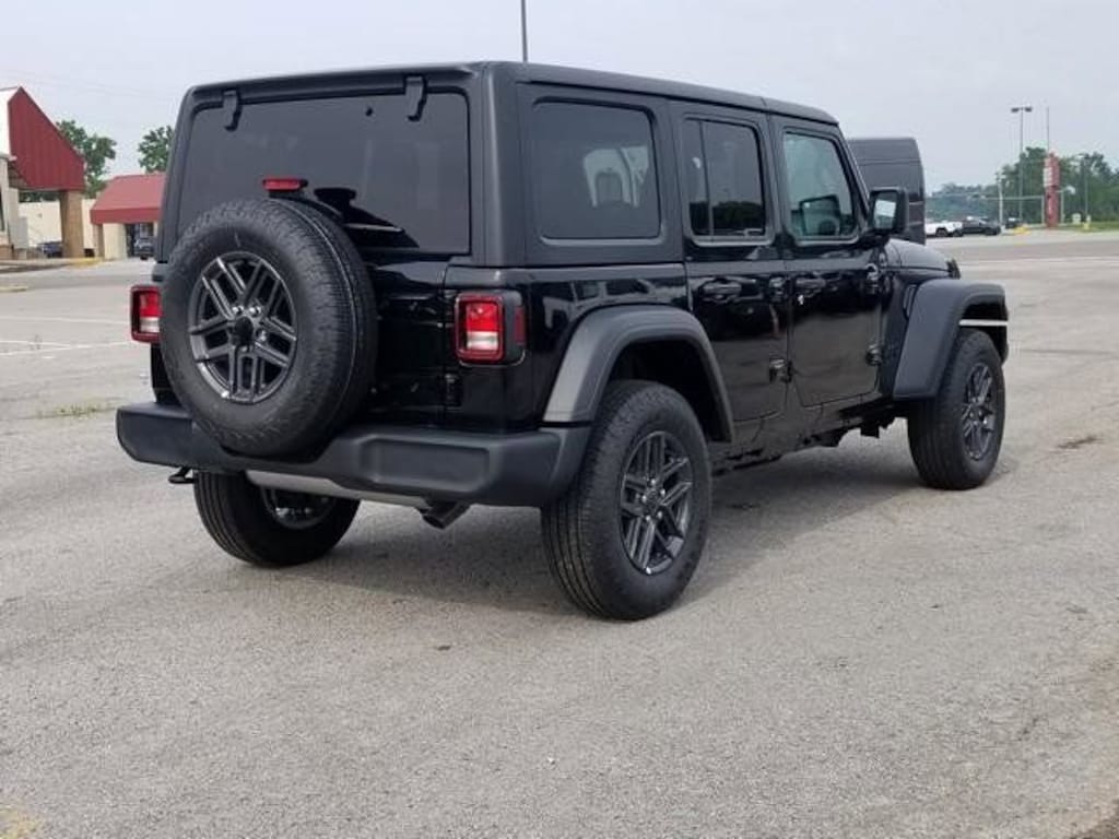 New 2025 Jeep Wrangler 4-DOOR SPORT S Sport Utility