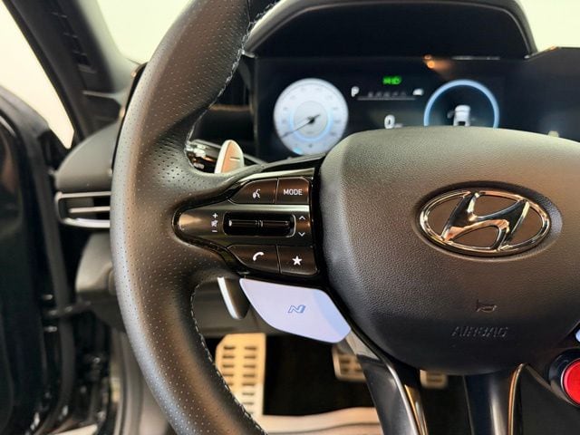 2023 Hyundai Elantra N - Photo 23