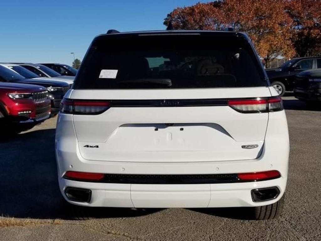 New 2025 Jeep Grand Cherokee SUMMIT 4X4 Sport Utility