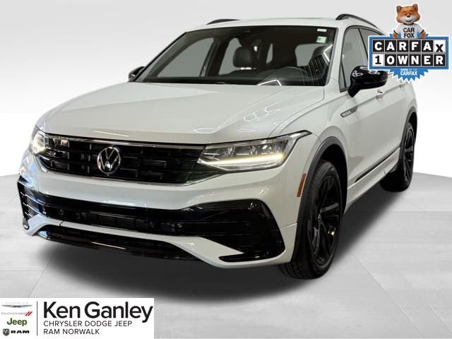 2023 Volkswagen Tiguan SE R-LINE BLACK