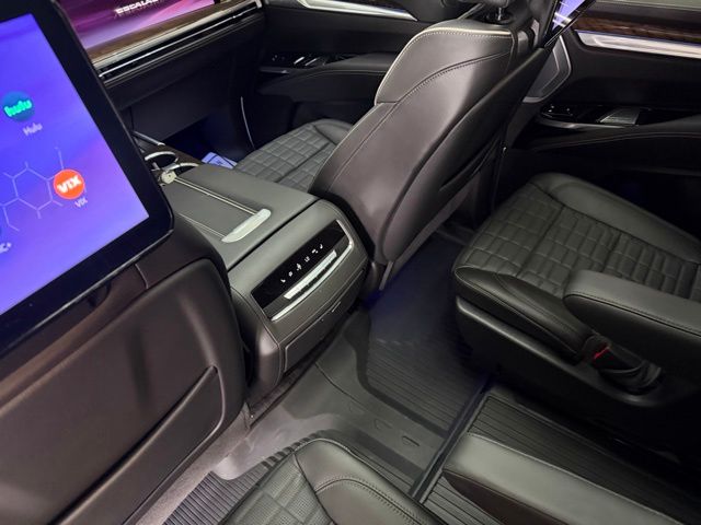 2025 Cadillac Escalade Sport Platinum - Photo 40