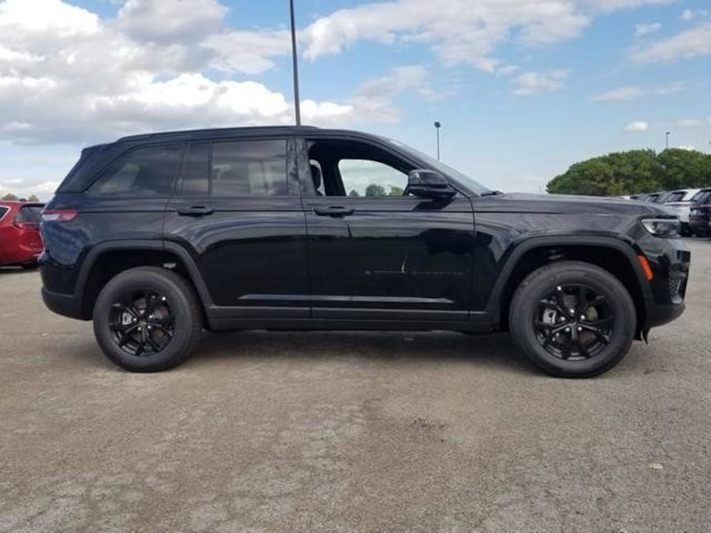New 2025 Jeep Grand Cherokee ALTITUDE X 4X4 Sport Utility