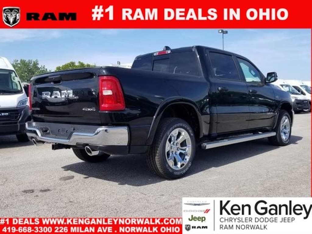 New 2026 Ram 1500 BIG HORN CREW CAB 4X4 5'7 BOX Pickup