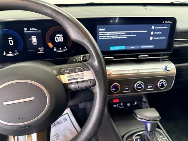 2024 Hyundai Kona SE - Photo 24