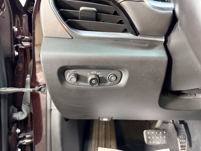 2020 Chevrolet Traverse 1LT - Photo 16