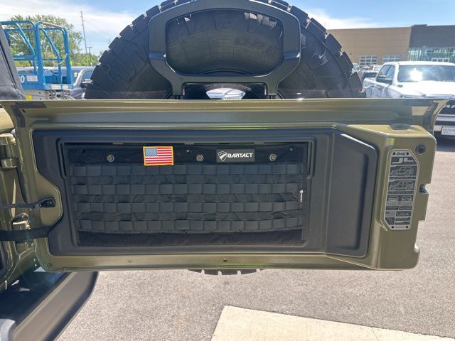 2025 Jeep Wrangler 2-Door Willys - Photo 27
