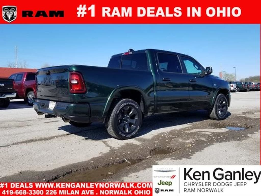 New 2026 Ram 1500 BIG HORN CREW CAB 4X4 5'7 BOX Pickup