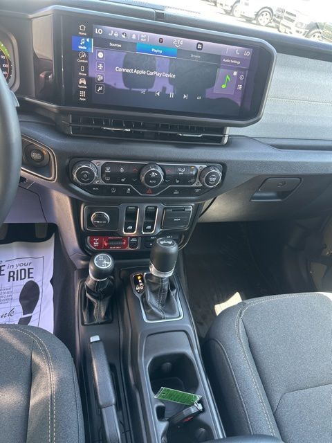 2025 Jeep Wrangler 2-Door Willys - Photo 22