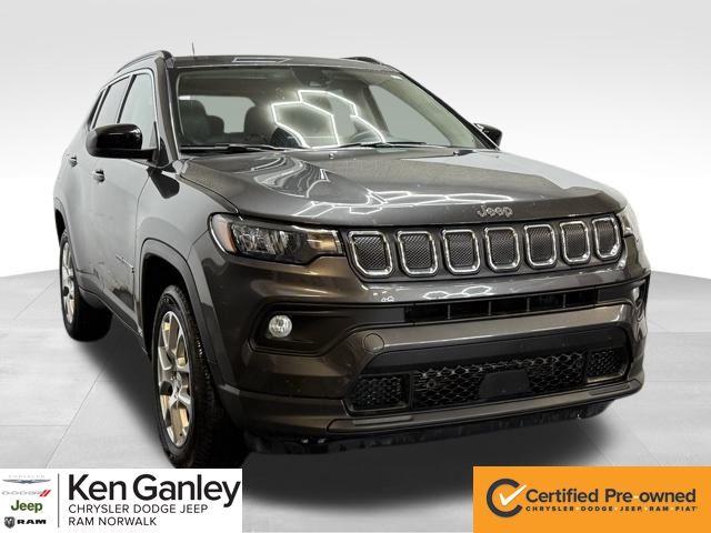 2022 Jeep Compass Latitude Lux