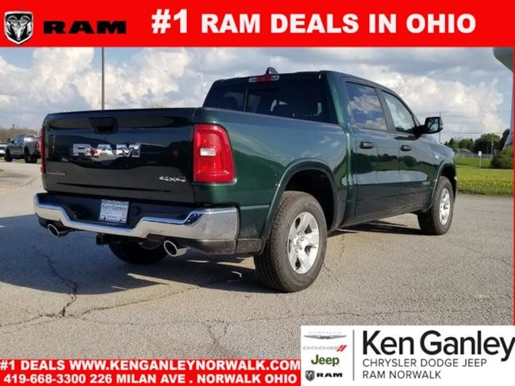 New 2026 Ram 1500 BIG HORN CREW CAB 4X4 5'7 BOX Pickup