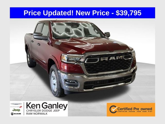 2025 RAM 1500 Big Horn/Lone Star 4x4 Crew Cab 5'7's photo