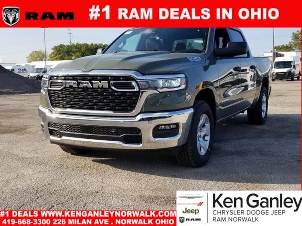 New 2025 Ram 1500 BIG HORN CREW CAB 4X4 5'7 BOX Pickup