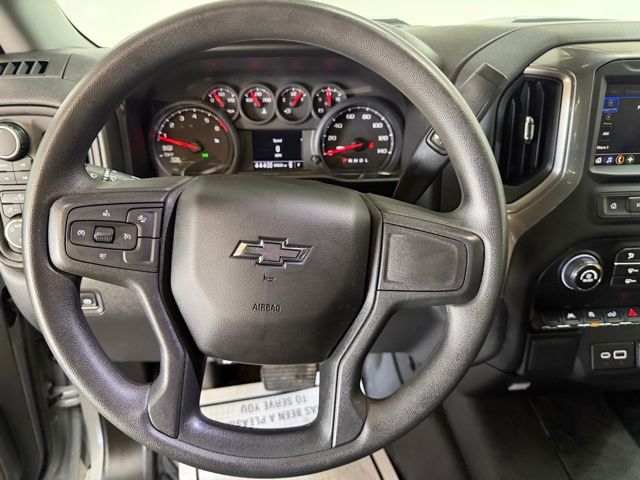 2025 Chevrolet Silverado 1500 Custom - Photo 18