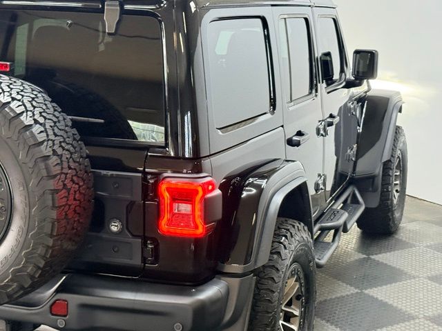 2024 Jeep Wrangler 4-Door Rubicon 392 - Photo 13