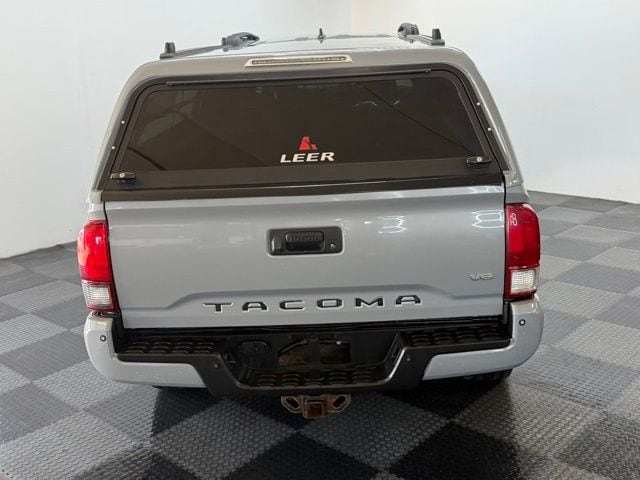 2018 Toyota Tacoma TRD Sport - Photo 12