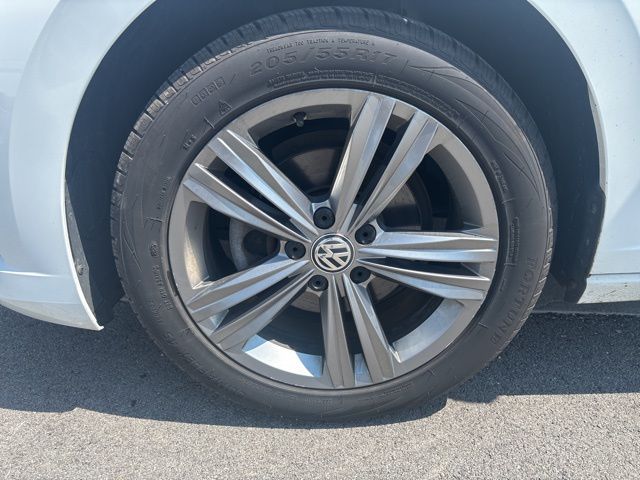 Used 2019 Volkswagen Jetta R-Line with VIN 3VWC57BU7KM201799 for sale in Norwalk, OH