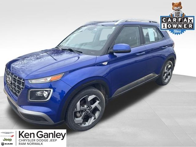 2021 Hyundai Venue SEL's photo