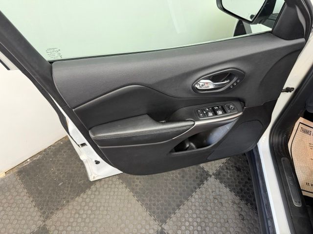 2019 Jeep Cherokee Limited - Photo 18