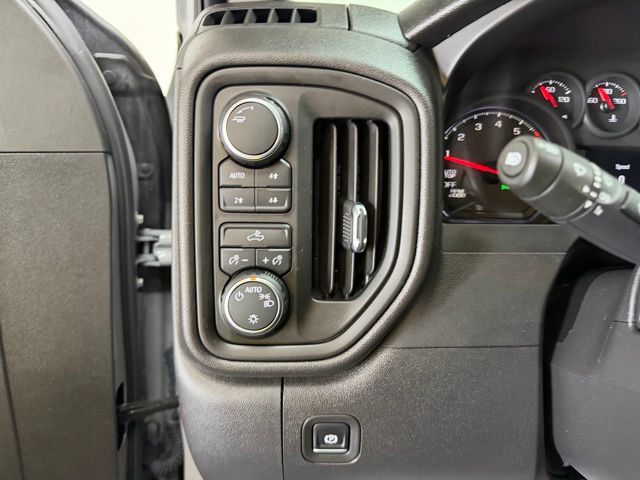 2025 Chevrolet Silverado 1500 Custom - Photo 20