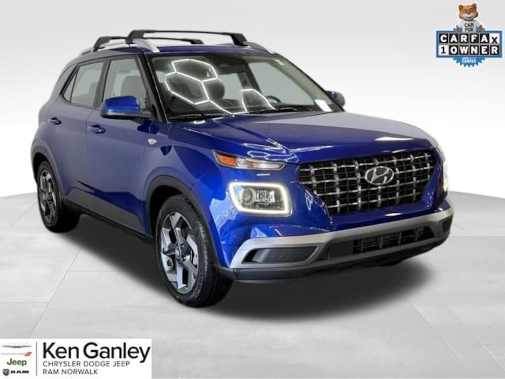 Used 2023 Hyundai Venue Limited SUV