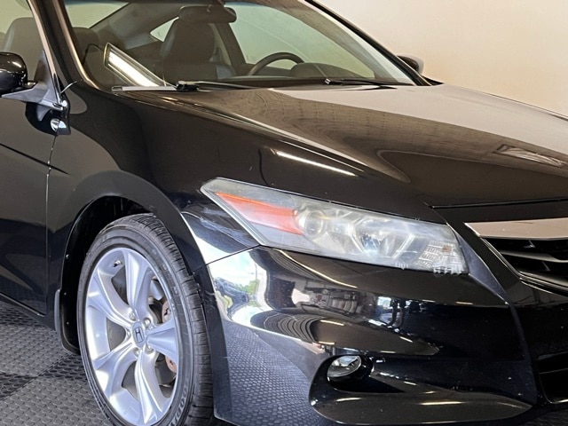 Used 2012 Honda Accord EX-L V6 with VIN 1HGCS2B81CA001423 for sale in Norwalk, OH