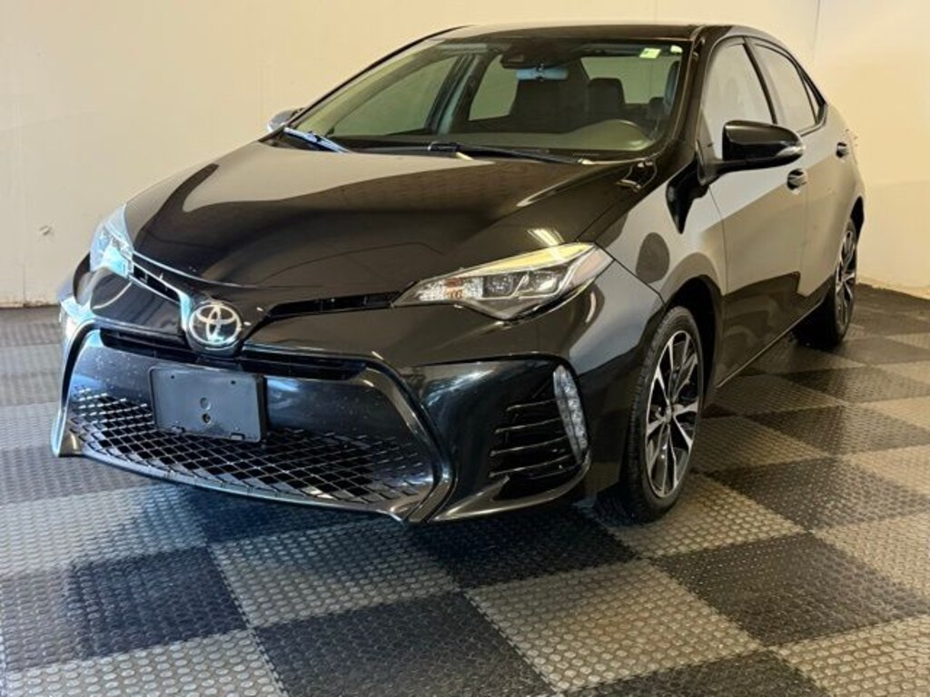Used 2017 Toyota Corolla LE Sedan