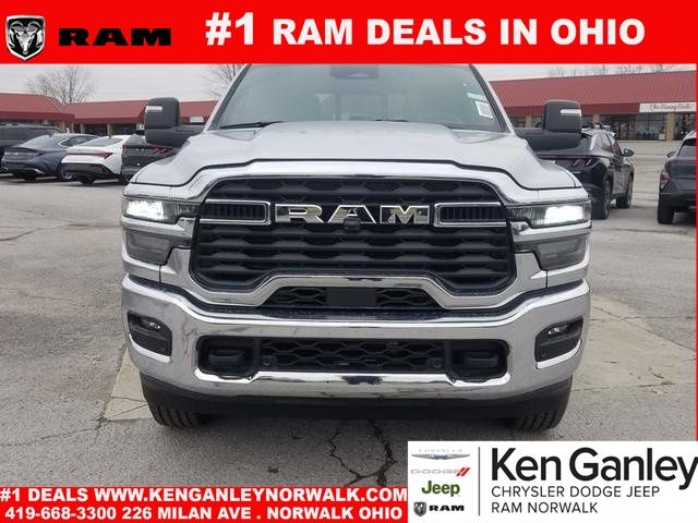 2026 Ram 3500 Tradesman photo 2
