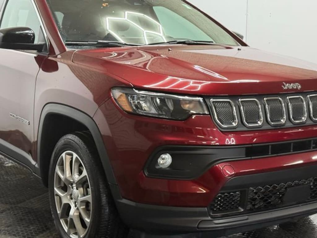 Used 2022 Jeep Compass Latitude Lux SUV