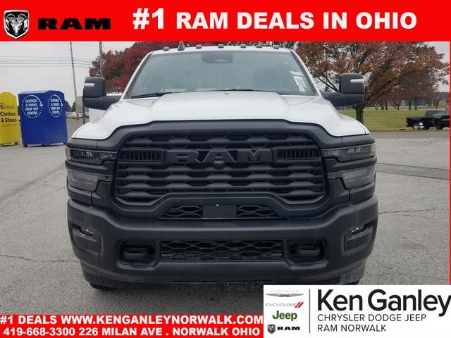 2026 Ram 3500 Tradesman photo 2