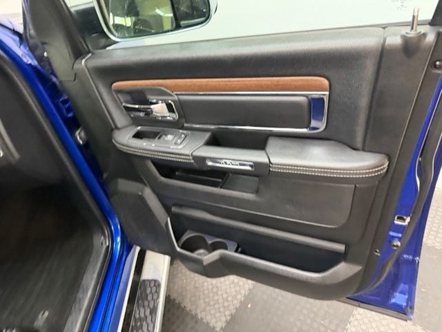 2017 RAM Ram 1500 Pickup Laramie - Photo 37