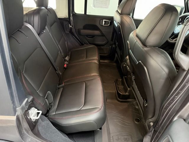 2025 Jeep Wrangler 4-Door Rubicon - Photo 36