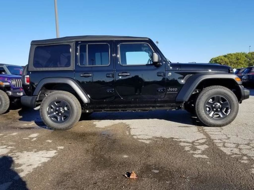 New 2026 Jeep Wrangler 4-DOOR SPORT Sport Utility