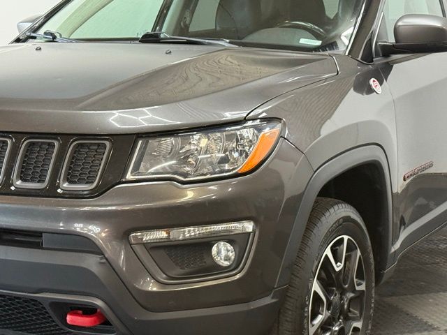2020 Jeep Compass Trailhawk photo 2
