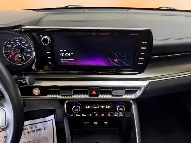 2024 Kia K5 GT - Photo 24