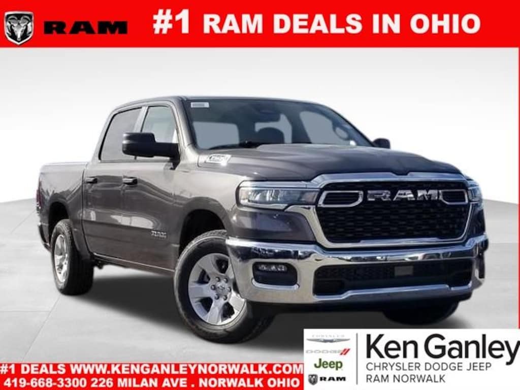 New 2025 Ram 1500 BIG HORN CREW CAB 4X4 5'7 BOX Pickup