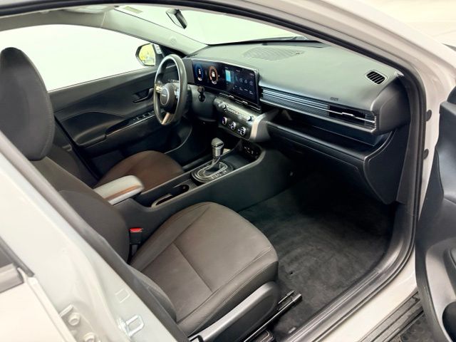 2024 Hyundai Kona SE - Photo 37