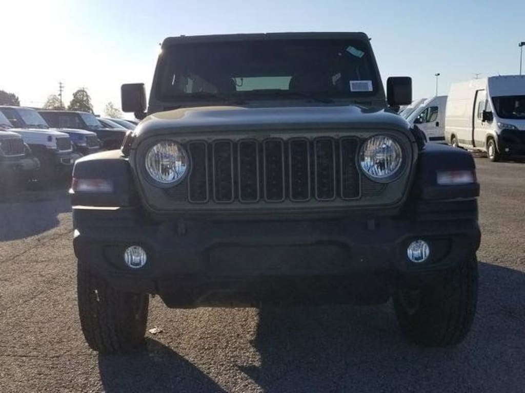 New 2025 Jeep Wrangler 4-DOOR SPORT S Sport Utility
