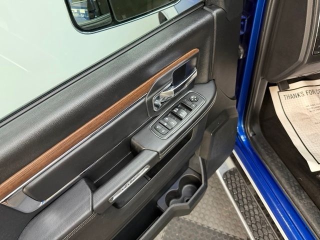 2017 RAM Ram 1500 Pickup Laramie - Photo 22