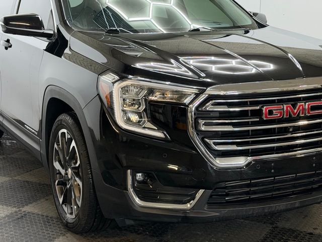 2022 Gmc Terrain SLT photo 2